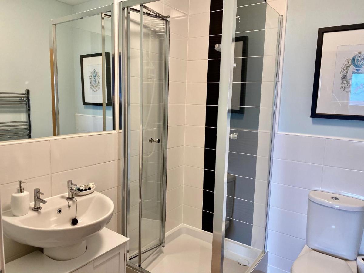 Stunning Sea Views, Luxury Apartment Beaches & Restaurants Are A Short Walk Away Newquay  Exterior photo